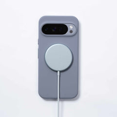 GA10043WW Pixelsnap Qi2 Charger Grey
