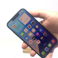 iPhone 13 (2021) - 256 GB - Midnight - Cellular Magician Cell Phone Certified