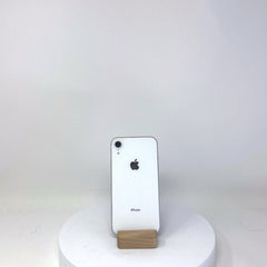 iPhone XR (2018) - 64 GB - White - Cellular Magician Cell Phone Certified