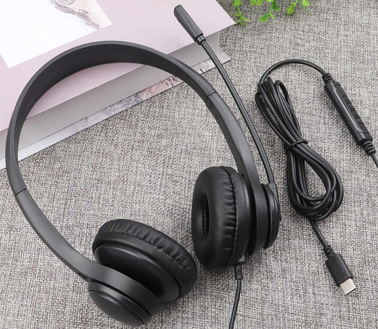 KYADHP1225CBK Stereo Boom Wired Headphones with Mic and USB-C Connector in Bulk Black
