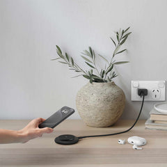 WIA009ttBK BoostCharge Magnetic Wireless Charging Pad with Qi2 15W Black