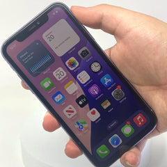 iPhone 11 (2019) - 256 GB - Purple - Cellular Magician Cell Phone Certified