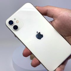 iPhone 11 64GB - White - Cellular Magician Certified Pre-Owned