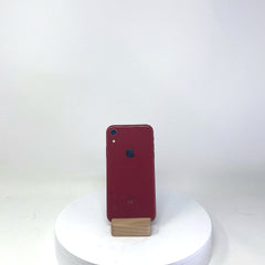 iPhone XR (2018) - 64 GB - Red - Cellular Magician Cell Phone Certified